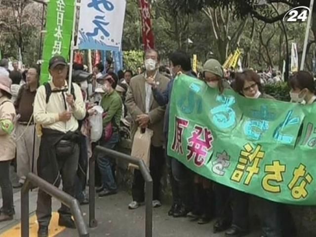 Японцы отмечают вторую годовщину аварии на Фукусиме