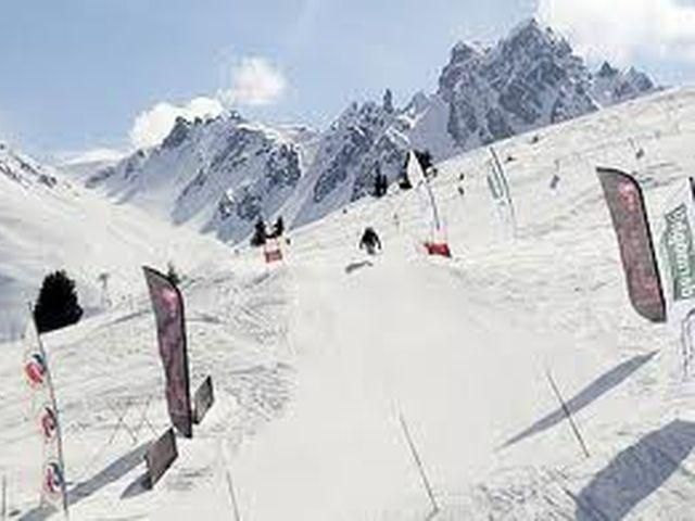 Франция: за неделю в Альпах погибло 10 человек Франция: за неделю в Альпах погибло 10 человек