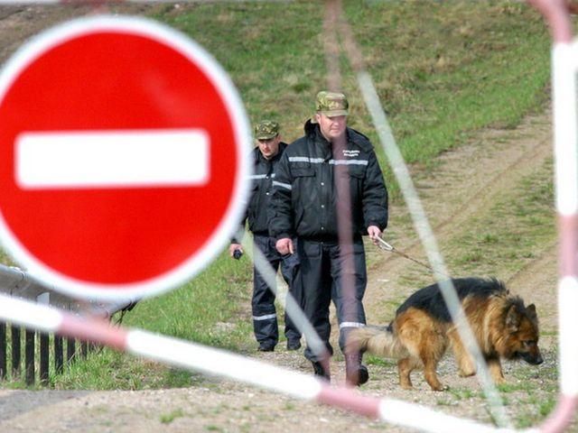 На Буковині прикордонники затримали бомжа, який поспішав у Євросоюз