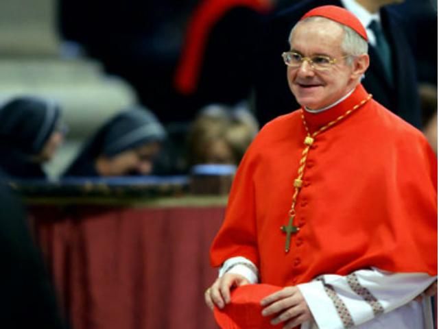 Ім'я нового Папи Римського оголосить французький кардинал 