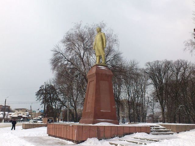 В Ахтырке восстановили памятник Ленину (Фото)
