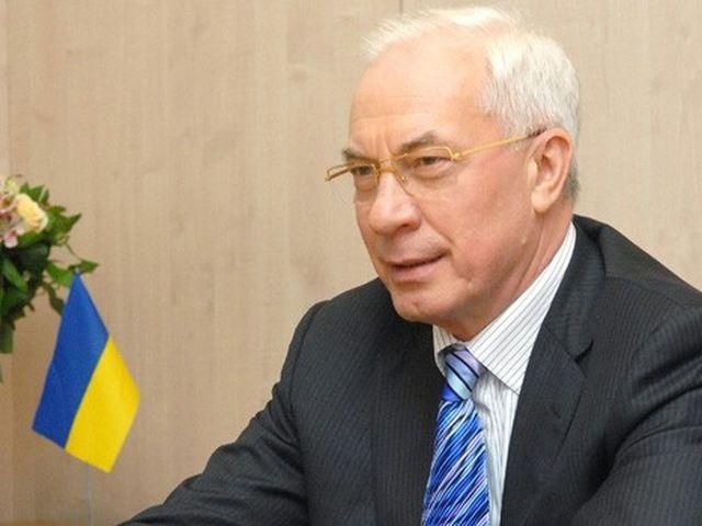 Азаров закликає розблокувати парламент Азаров закликає розблокувати парламент