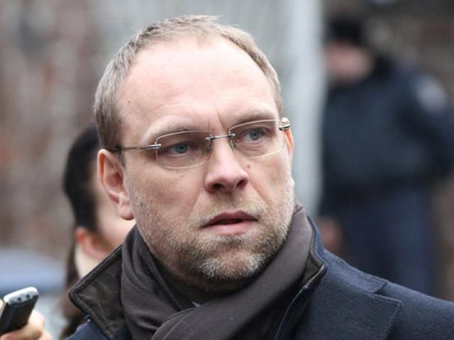 Власенко опять не выпустили за границу Власенко опять не выпустили за границу