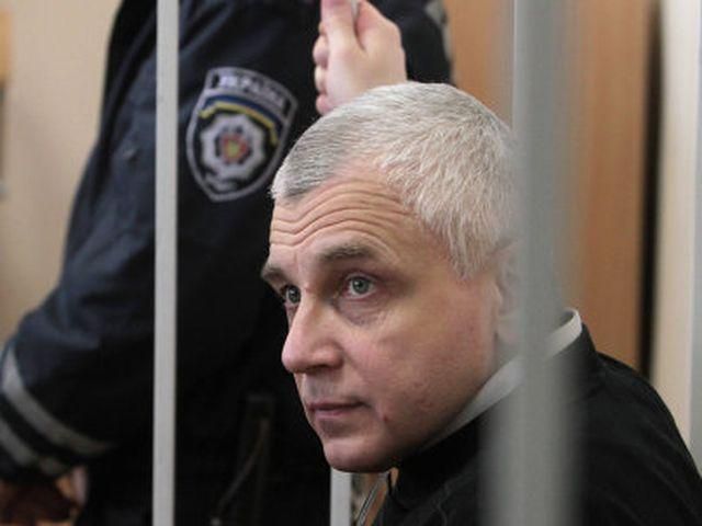 Суд не отменил условный срок Иващенко - защитник
