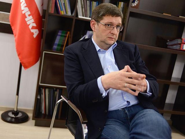 УДАРовец: Власть не переломит последний остров демократии - парламент УДАРовец: Власть не переломит последний остров демократии - парламент