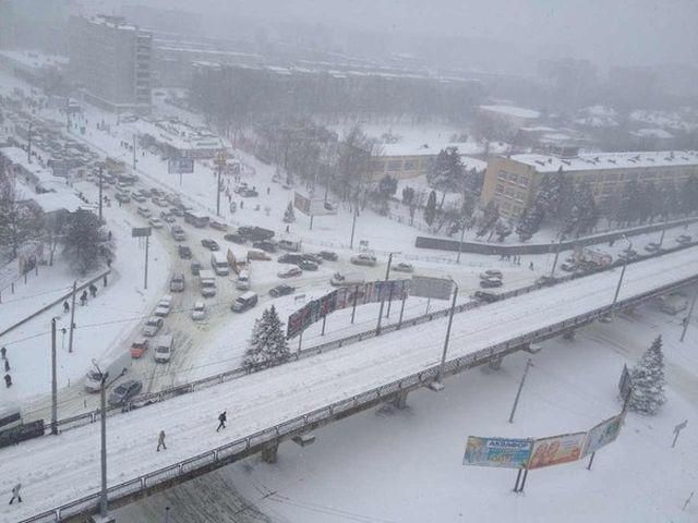 Львів накрила снігова буря (Фото, відео) 