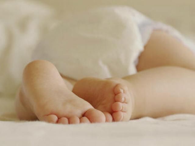 На Одещині 15-річна дівчина почала народжувати прямо на уроці На Одещині 15-річна дівчина почала народжувати прямо на уроці