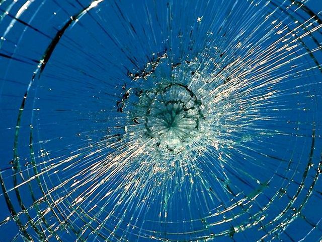 У Пакистані автобус із військовими зірвався в ущелину: 24 загинули У Пакистані автобус із військовими зірвався в ущелину: 24 загинули