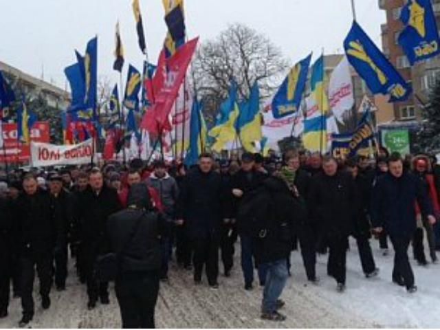 Тягнибок пояснив, чому на акції "Вставай, Україно!" немає Кличка 