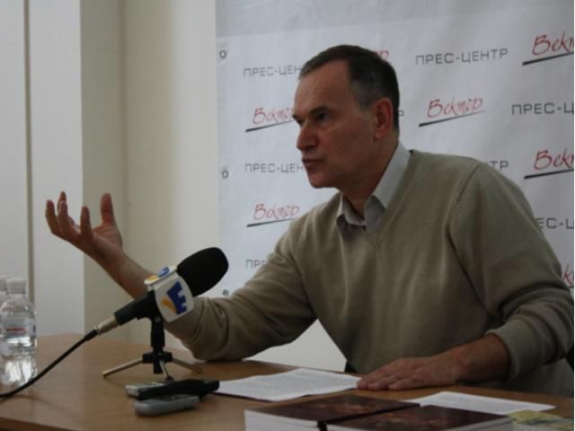 Публіцист: Акції опозиції - це жести відчаю та безглуздя Публіцист: Акції опозиції - це жести відчаю та безглуздя