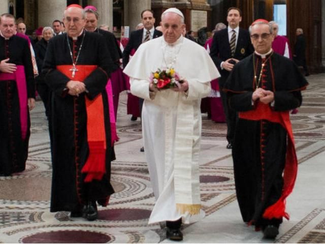 На інтронізацію Папи Римського приїдуть делегації з 180 країн На інтронізацію Папи Римського приїдуть делегації з 180 країн