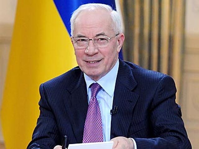 Азаров готов вместе с коммунальщиками реформировать ЖКХ Азаров готов вместе с коммунальщиками реформировать ЖКХ