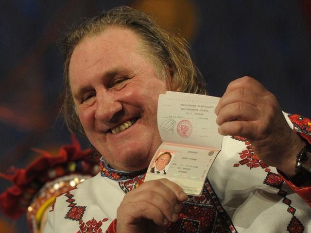 Депардьє покинув Францію, бо "затужив" Депардьє покинув Францію, бо "затужив"