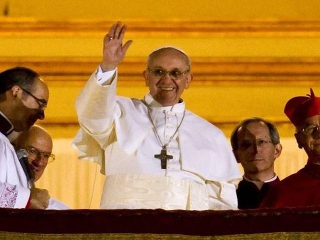 Папа Франциск написав перший пост у Twitter (Фото) Папа Франциск написав перший пост у Twitter (Фото)