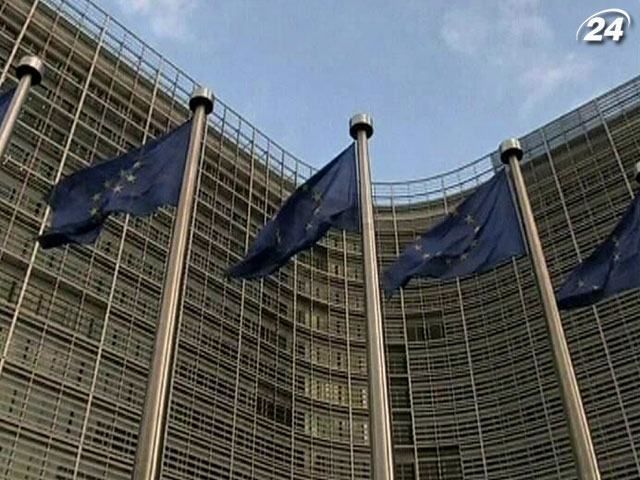 Кредитори домовились надати Кіпру антикризову допомогу Кредитори домовились надати Кіпру антикризову допомогу