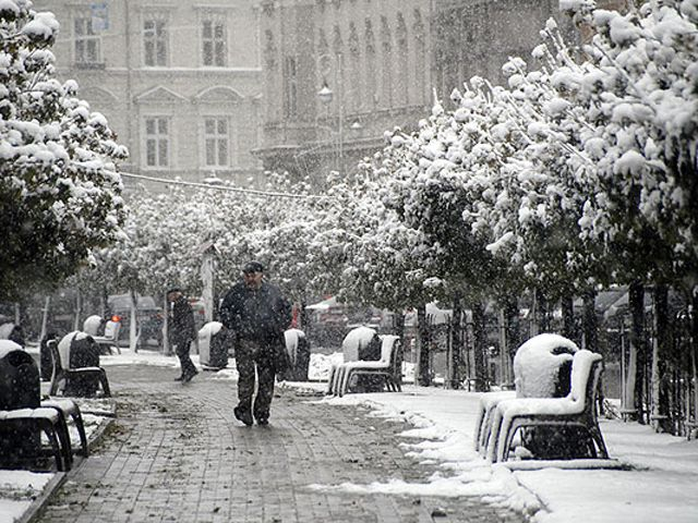 Во Львове за последние два дня выпало 45 миллионов кубометров снега