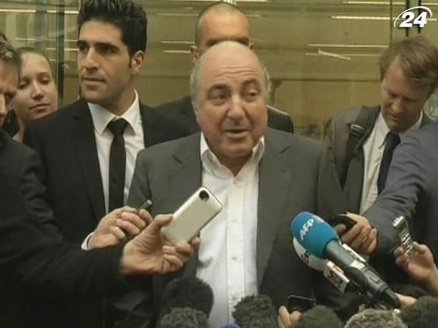 Березовский из-за долгов продает имущество Березовский из-за долгов продает имущество