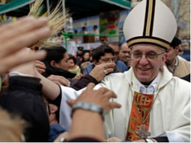 На интронизацию Папы Римского соберется до миллиона верующих