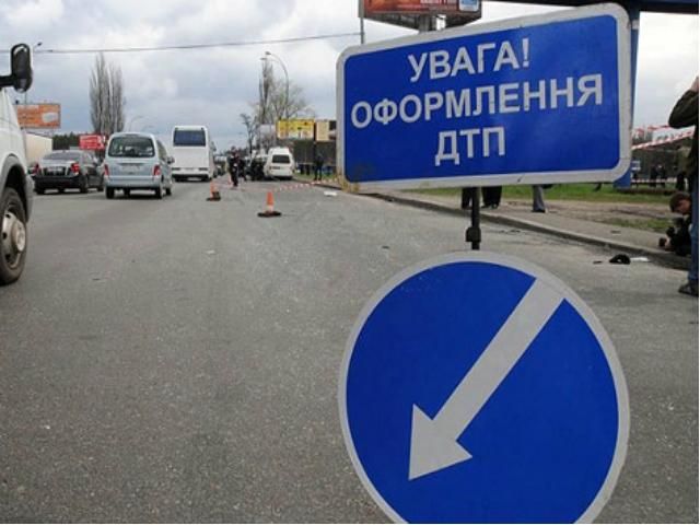 На Волыни авто переехало мужчину, который заснул на дороге На Волыни авто переехало мужчину, который заснул на дороге