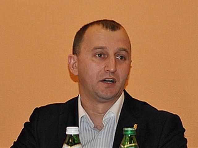 Киевская милиция ищет ноутбук нардепа Киевская милиция ищет ноутбук нардепа