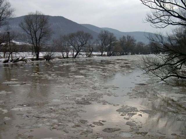 На Прикарпатье людям будут писать SMS об угрозе чрезвычайной ситуации На Прикарпатье людям будут писать SMS об угрозе чрезвычайной ситуации