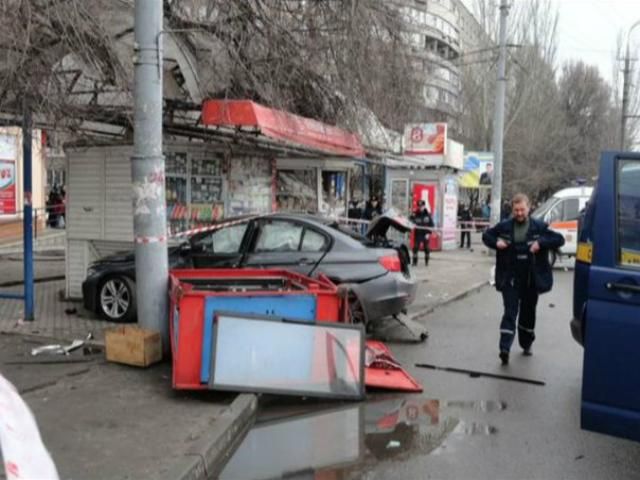 Збільшилася кількість жертв ДТП у Дніпропетровську (Фото. Відео) Збільшилася кількість жертв ДТП у Дніпропетровську (Фото. Відео)