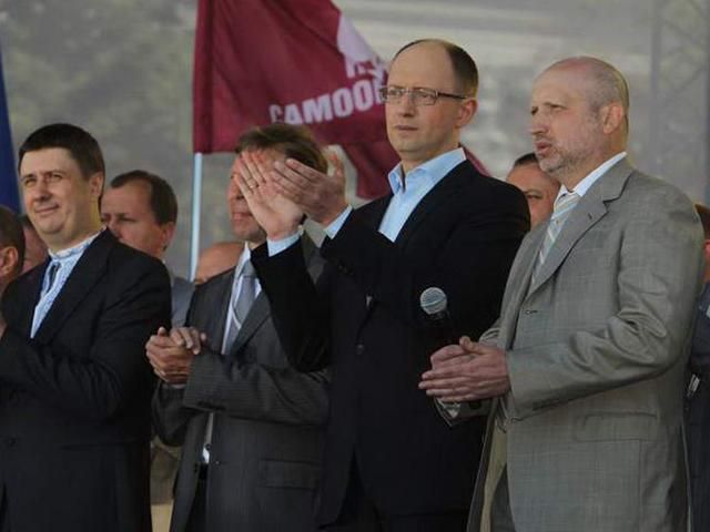 Польські експерти: Опозиція робить переважно популістські та реакційні кроки Польські експерти: Опозиція робить переважно популістські та реакційні кроки