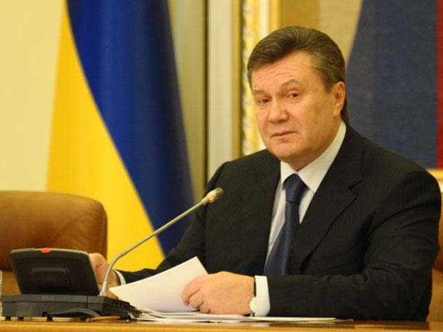 Скоро Янукович будет в Facebook и Twitter