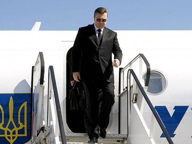 Янукович подивиться у Польщі футбол Янукович подивиться у Польщі футбол