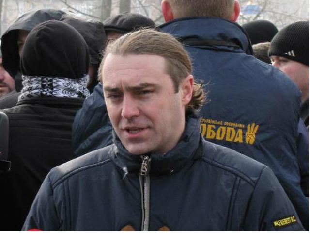 Свободовец: Памятнику Ленину в Лебедине не будет Свободовец: Памятнику Ленину в Лебедине не будет