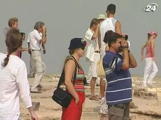 Россия - в тройке самых неприязненных к туристам стран Россия - в тройке самых неприязненных к туристам стран