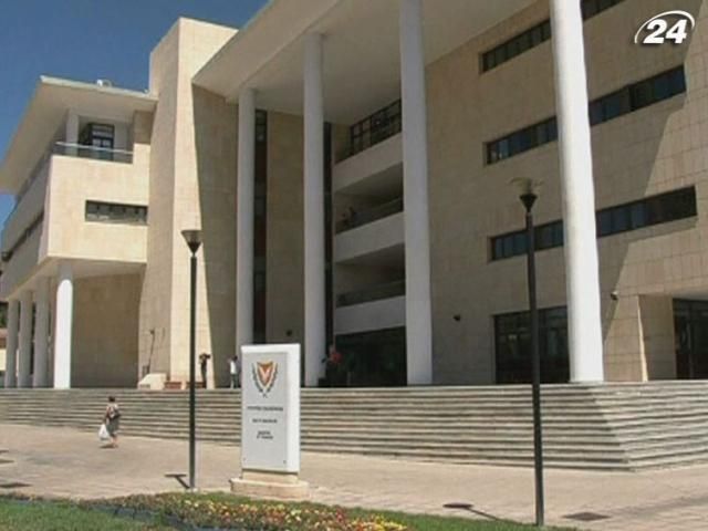 S&P знизило довгостроковий рейтинг Кіпру S&P знизило довгостроковий рейтинг Кіпру