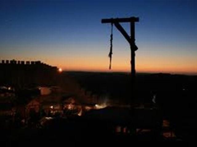 Єгипет: селяни лінчували чоловіка за спробу викрасти автомобіль Єгипет: селяни лінчували чоловіка за спробу викрасти автомобіль