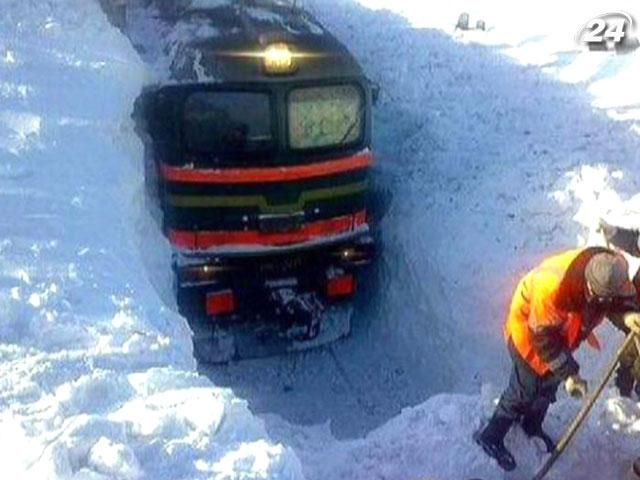 Через сніги до Києва погано доїжджають поїзди