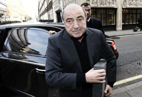 Березовский просил у Путина разрешения вернуться в Россию, – Песков Березовский просил у Путина разрешения вернуться в Россию, – Песков