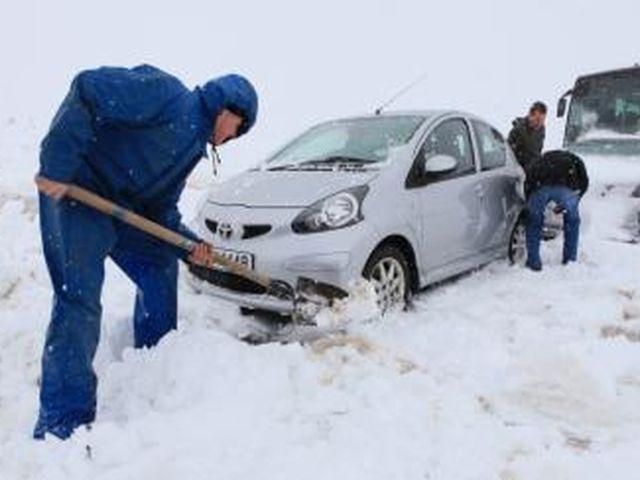 На трасі Київ-Житомир - 70-кілометровий затор На трасі Київ-Житомир - 70-кілометровий затор