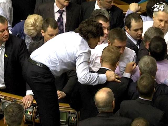 Підсумки тижня: Два варіанти столичних перегонів Підсумки тижня: Два варіанти столичних перегонів