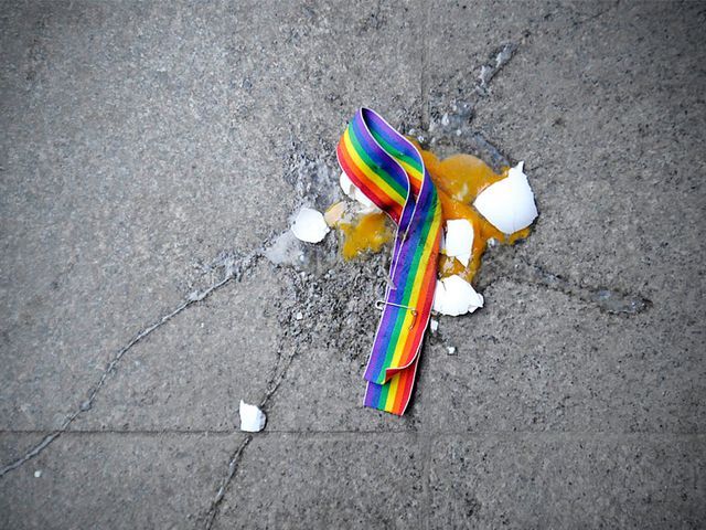 В Париже протестуют против однополых браков В Париже протестуют против однополых браков