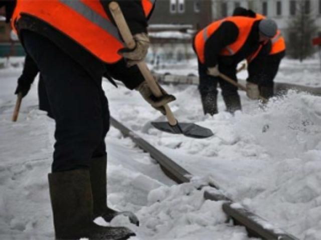 Зі снігової пастки за три дні врятували 5 тисяч людей Зі снігової пастки за три дні врятували 5 тисяч людей