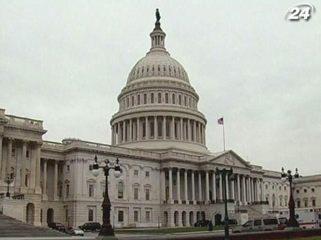 Сенат США ухвалив бюджет, за яким податки збільшаться на $1 трлн
