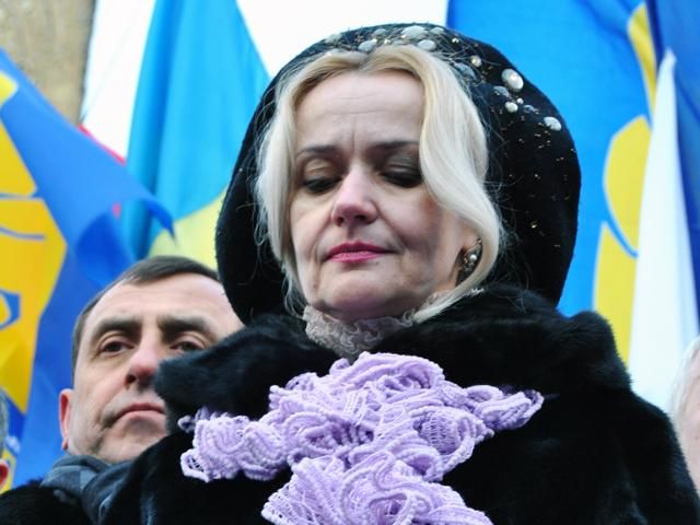 Фарион и Михальчишин хотят сажать в тюрьмы за неуважение к украинскому Фарион и Михальчишин хотят сажать в тюрьмы за неуважение к украинскому