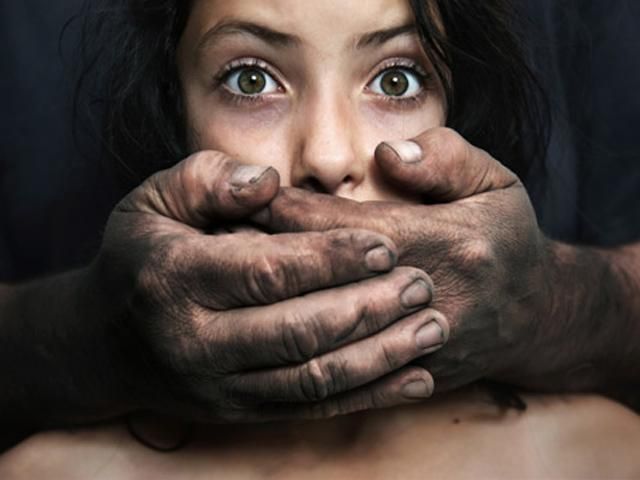 Раніше судимий 28-річний чоловік зґвалтував 11-річну дівчинку Раніше судимий 28-річний чоловік зґвалтував 11-річну дівчинку