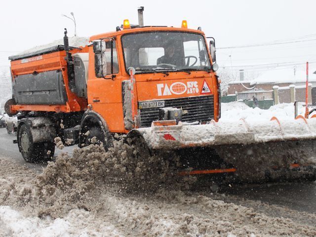 Київрада шукатиме, куди зникли 100 млн на снігоприбиральну техніку Київрада шукатиме, куди зникли 100 млн на снігоприбиральну техніку