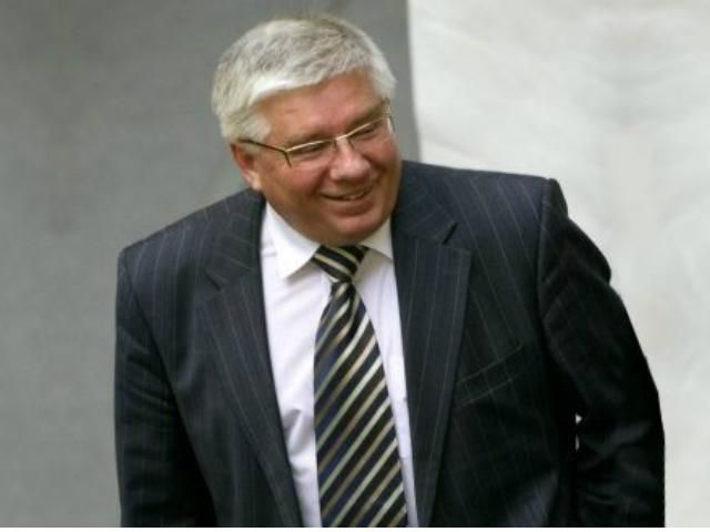 Чечетов вважає, що акції опозиції смішні Чечетов вважає, що акції опозиції смішні