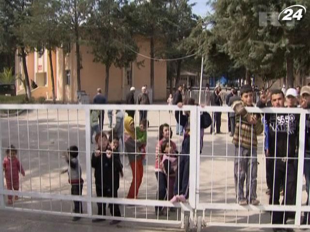 Туреччина депортувала 600 сирійських біженців Туреччина депортувала 600 сирійських біженців