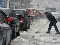 Киев до сих пор в 7-балльных пробках
