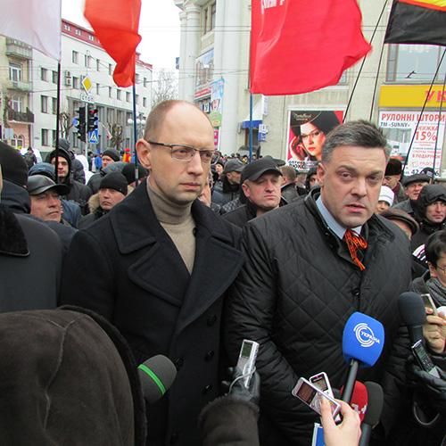 Яценюк: Украинцы хотят видеть Украину без Януковича Яценюк: Украинцы хотят видеть Украину без Януковича