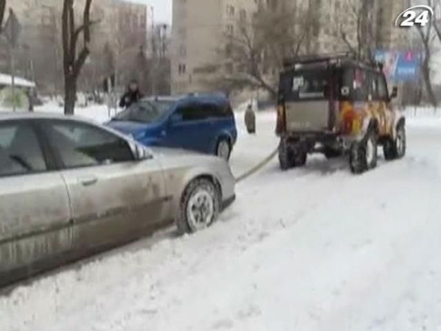 Итоги недели: Сотни людей в непогоду бескорыстно помогали другим Итоги недели: Сотни людей в непогоду бескорыстно помогали другим