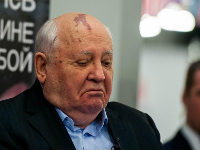 Горбачев снова вспомнил о "перестройке" Горбачев снова вспомнил о "перестройке"