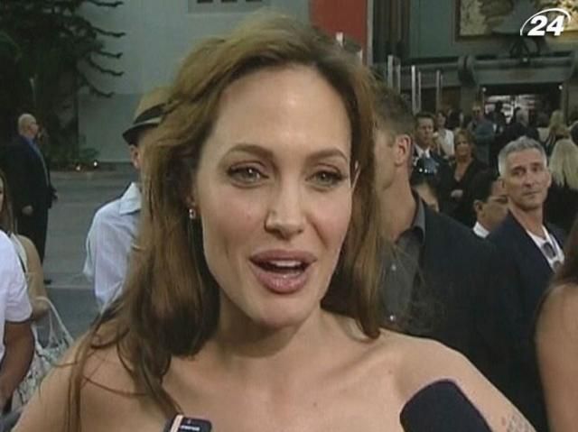 Анджеліна Джолі не крала сценарій до свого фільму